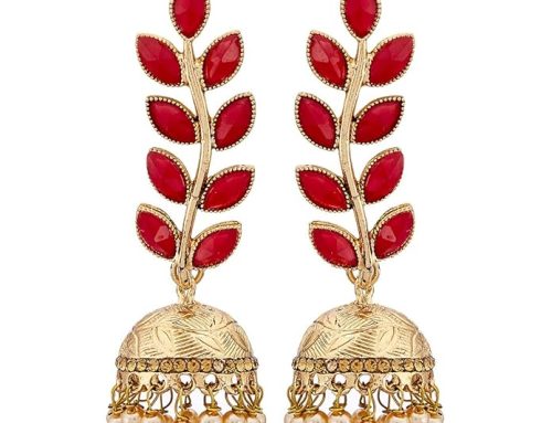 gold chain with pendant